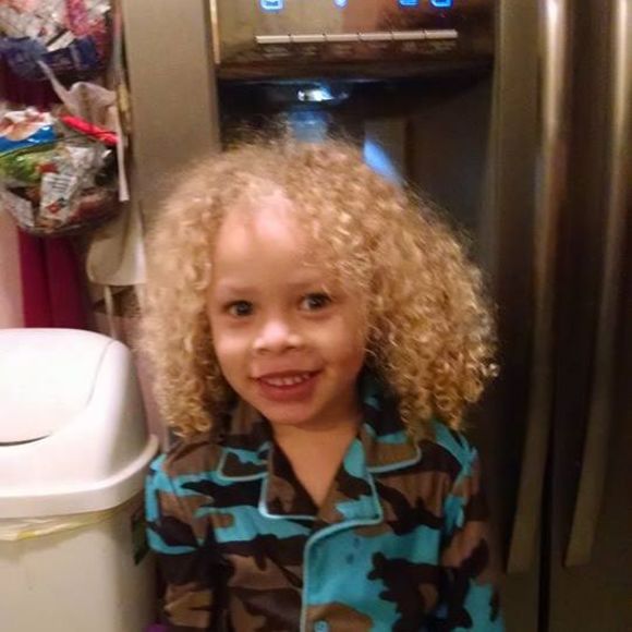 Meet your Posher, Vickie - Picture 1 of 1